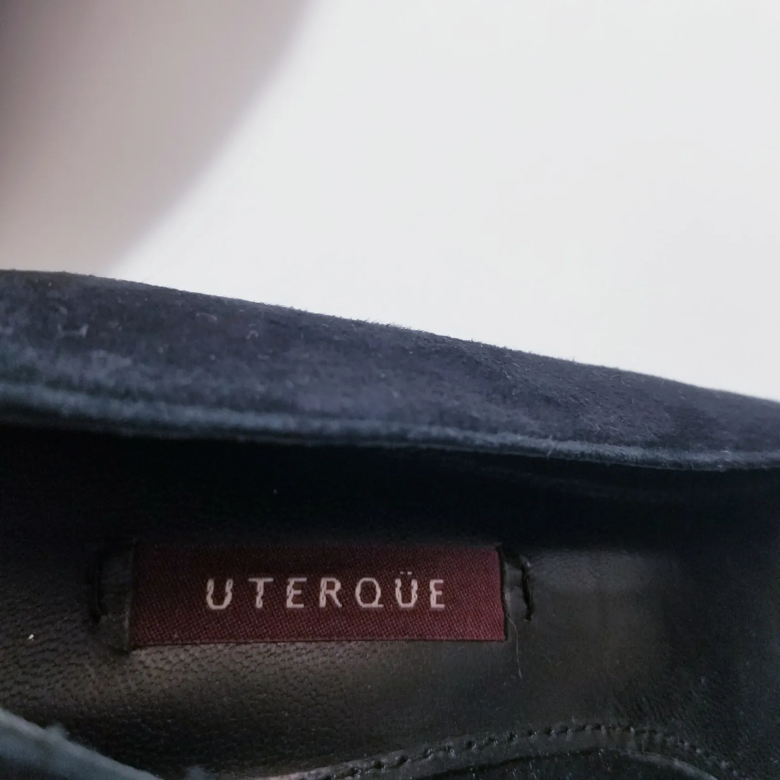 Uterque Black Suede Jeweled Rhinestones Pointy Toe Blocked Heels Size 7 - Image 3