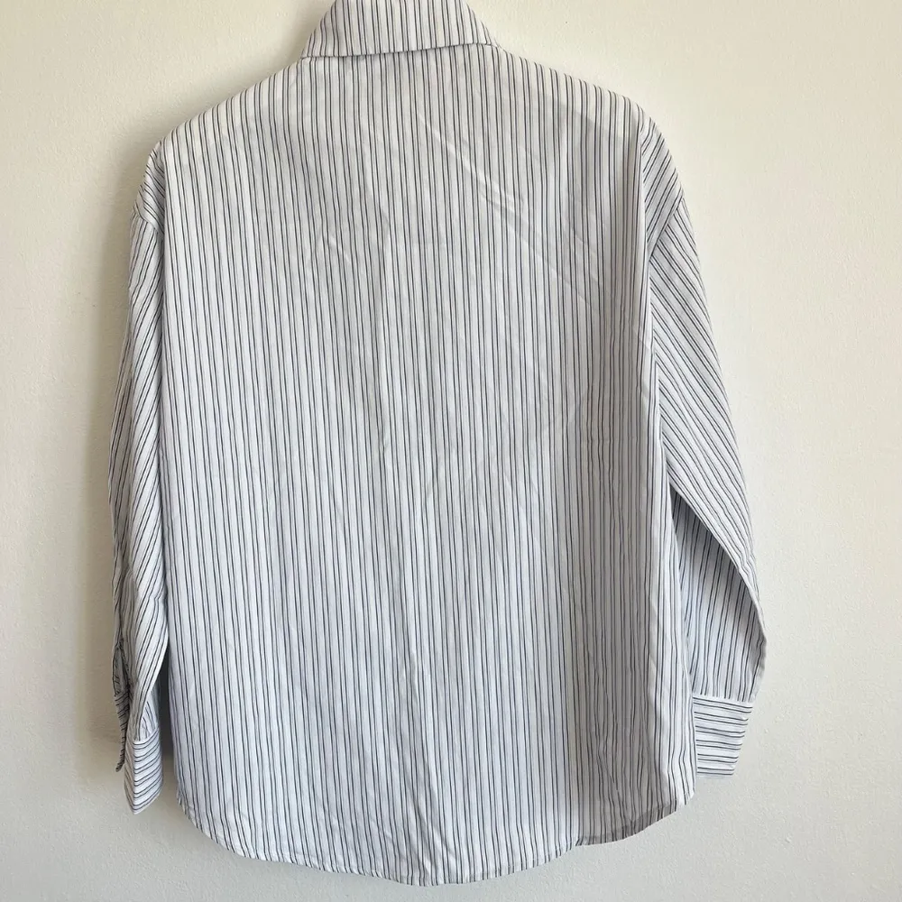 Aritzia Style Cotton Blend Striped Oversized Poplin Shirt - Image 2