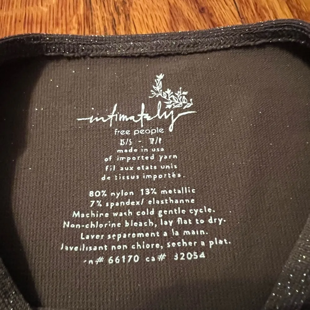 xs/s purple sparkly shirt from free people - Image 3