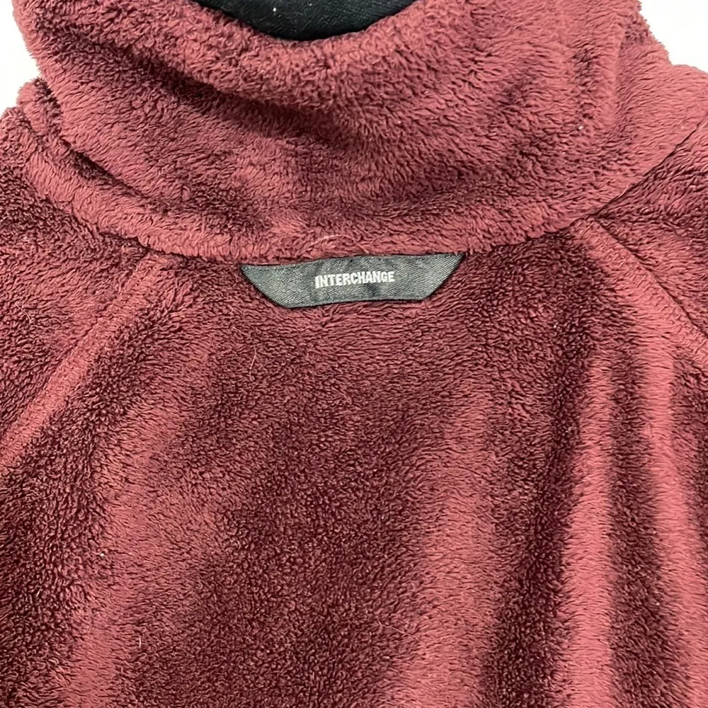 Columbia Burgundy Fleece Zip up Jacket - Image 3