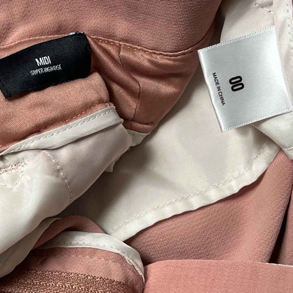 Express Midi Super High Rise Paper Bag Shorts Tan Size 00 Pleated Pockets - Image 6