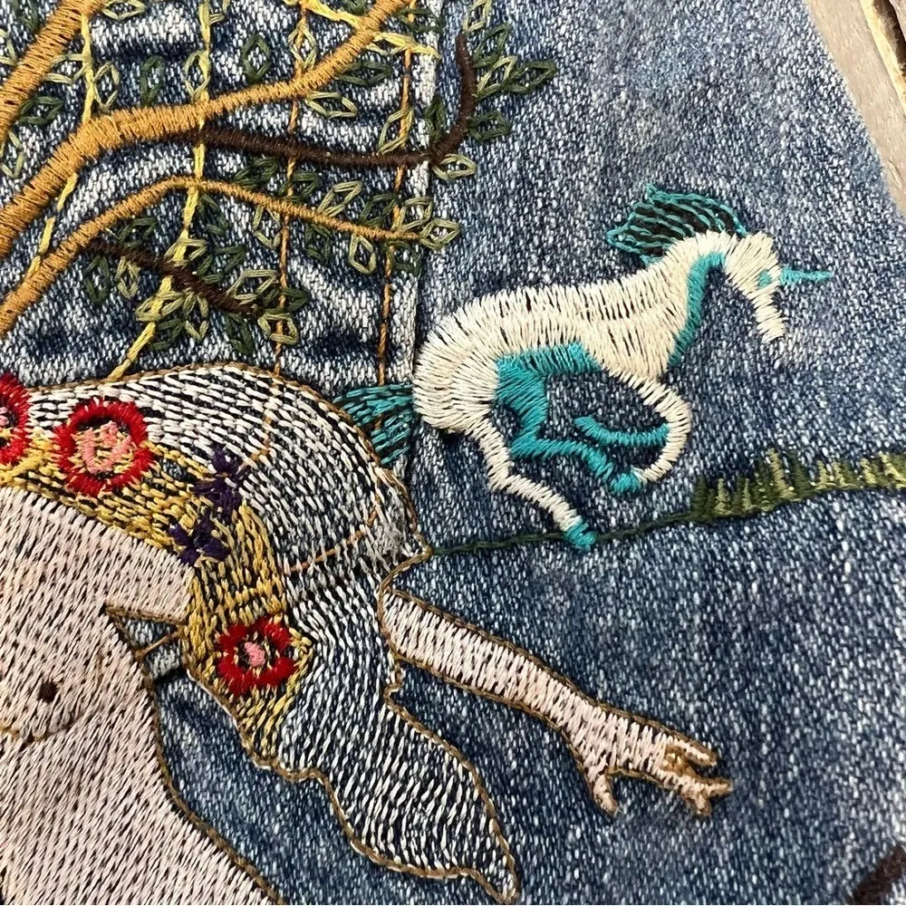 Rare Y2K True Religion Lady Godiva Embroidered Low-Rise Flare Jeans Sz 27 - Image 8