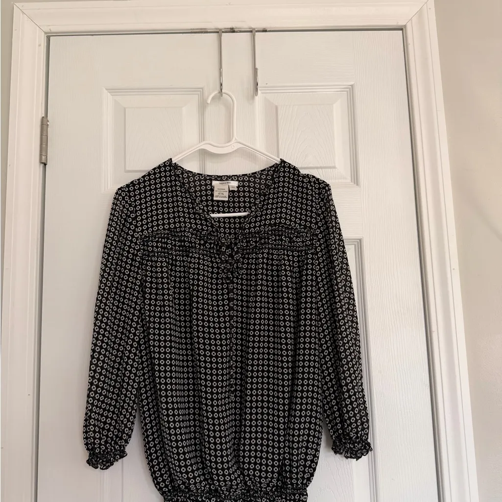 Sophie Max Black and White Geometric Blouse - Image 3