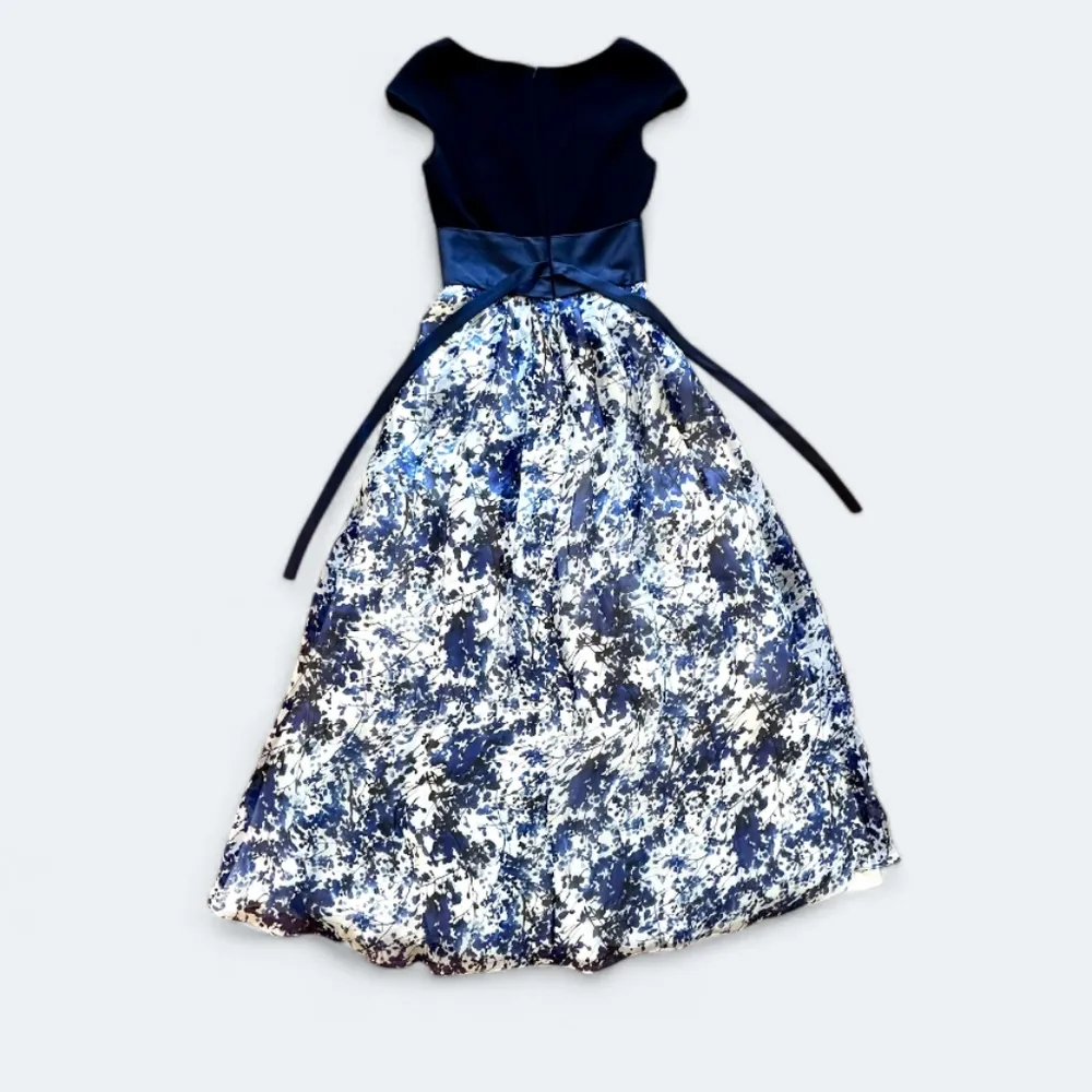 Theia Gown - Image 10