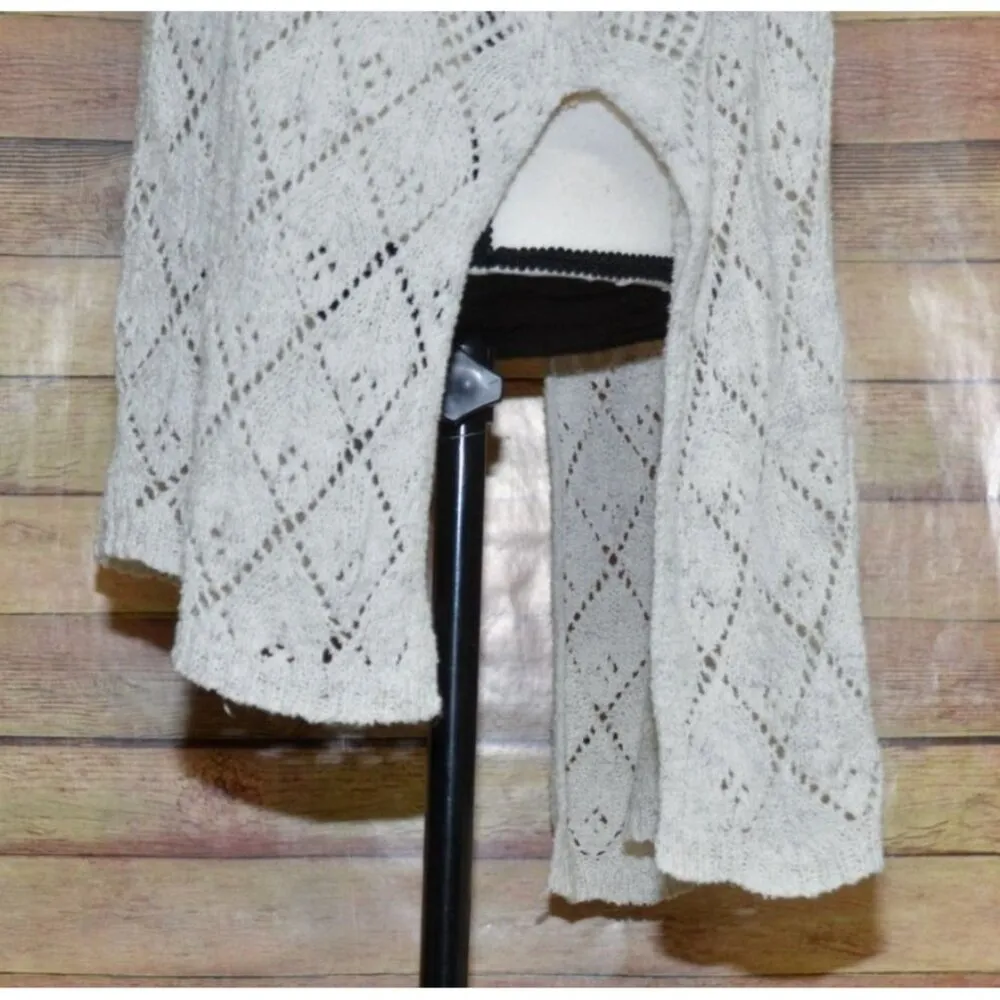 Anthropologie Knitted & Knotted Embroidered Crochet Launa Poncho Sweater Size S - Image 6