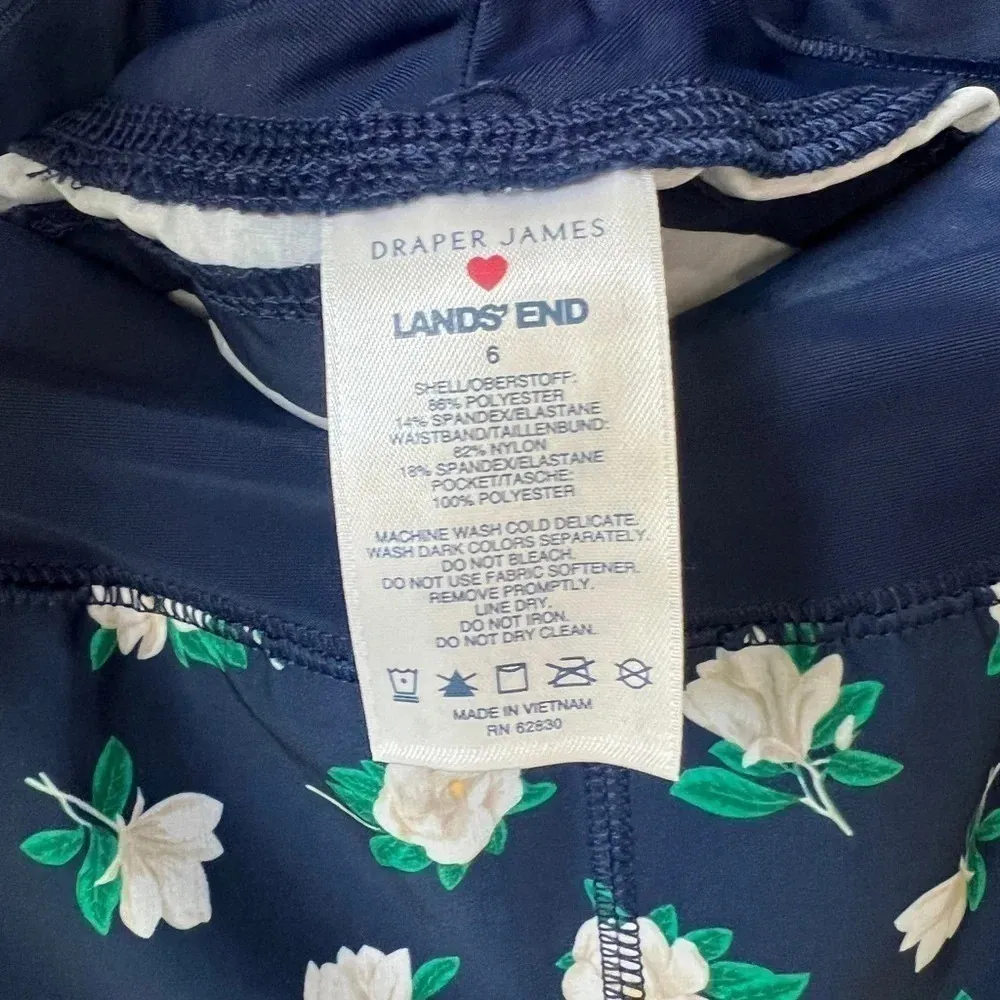 LAND’S END x Draper James floral magnolia navy Swim Shorts floral bathing suit - Image 2