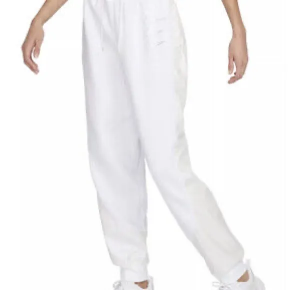 Nike Oversized Women’s  Jogger Pants Small - Image 2