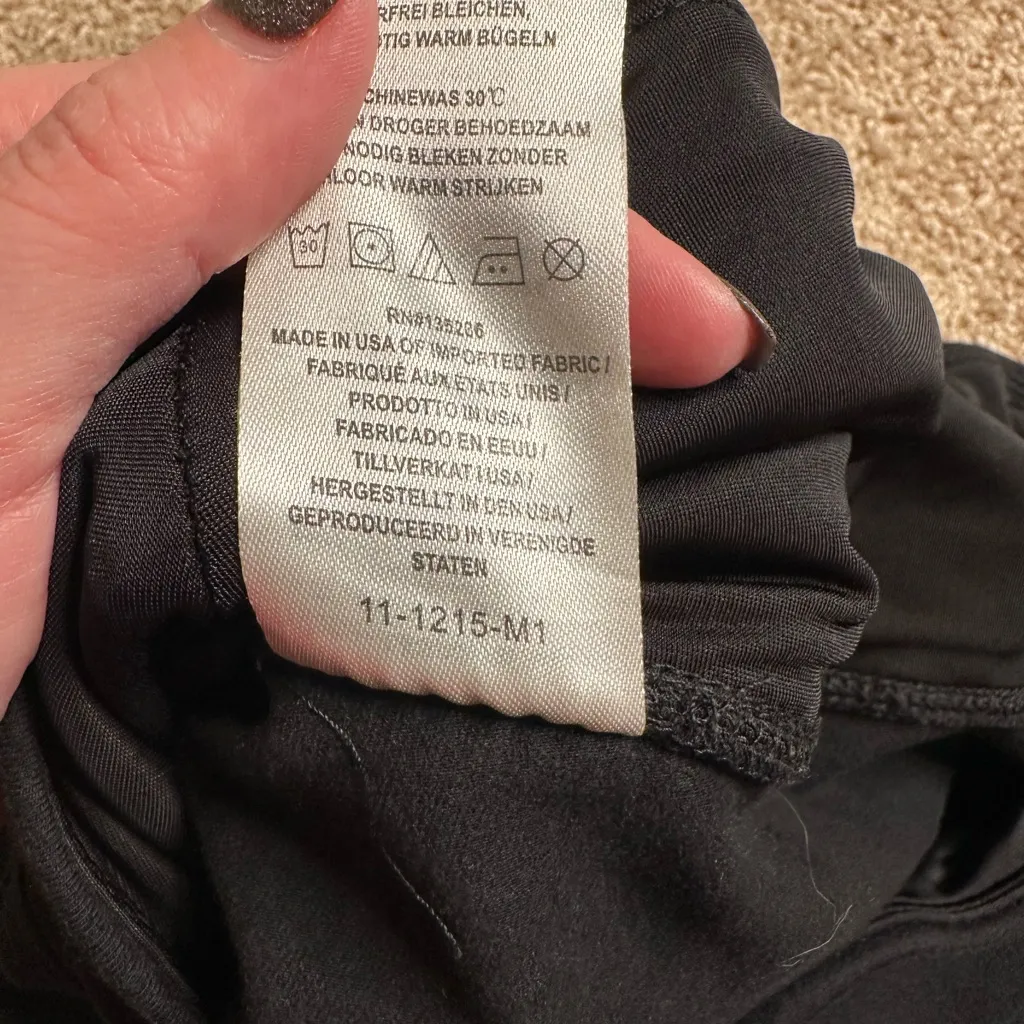 Lysse‎ Black Cropped Leggings - Image 4