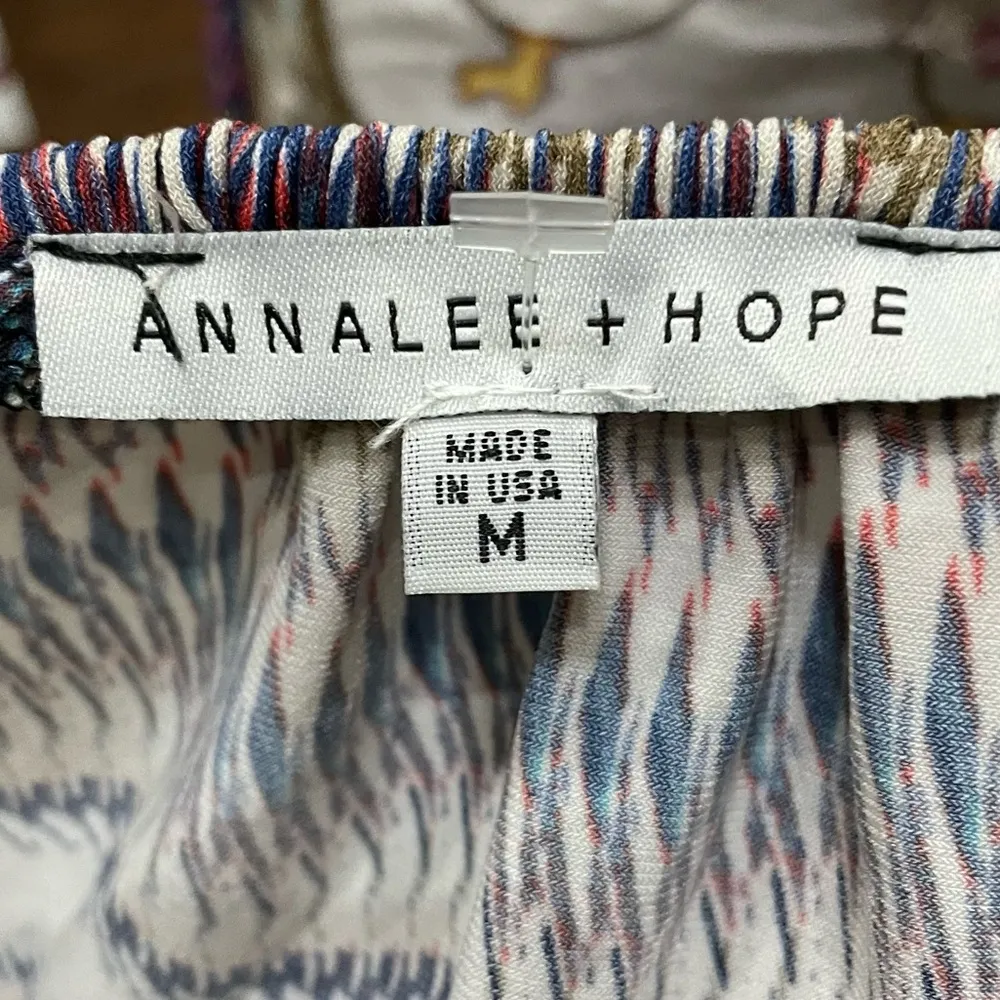 Annalee + Hope chevron printed red and blue blouse / M / Excellent condi… - Image 10