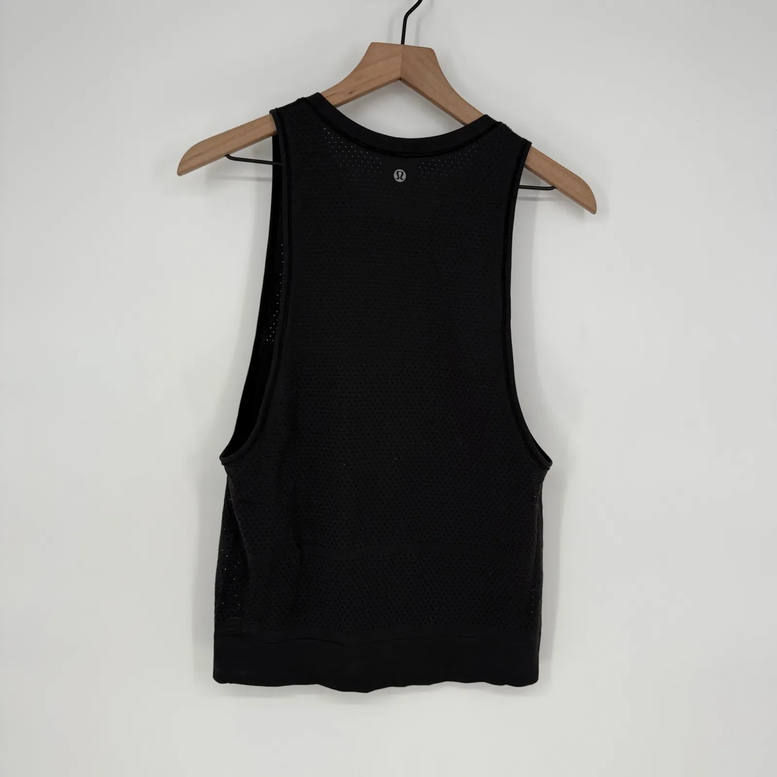 Lululemon Athletic Tank Top Black Mesh Athleisure Workout Size 4 - Image 5