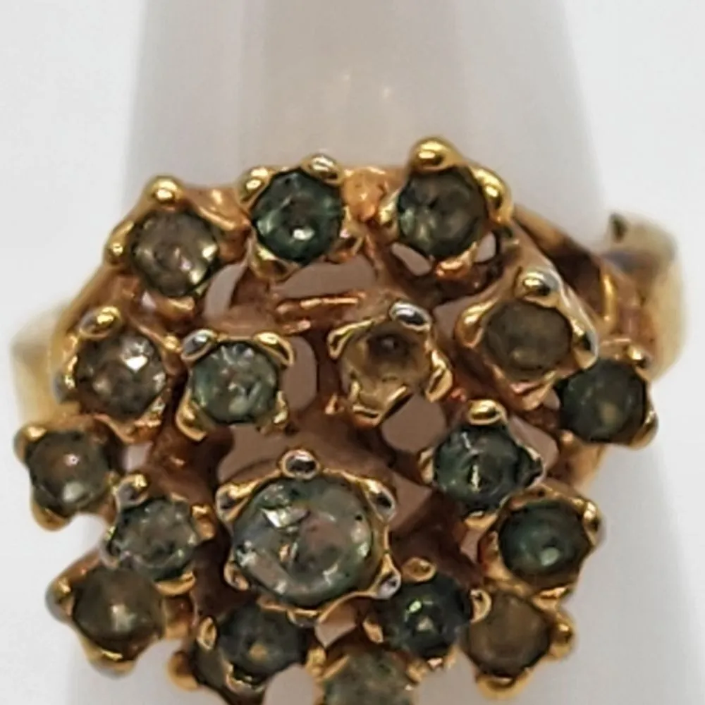 Vintage 18 Karat HGE & Green Rhinestone Ring (3.75) Green - Image 4
