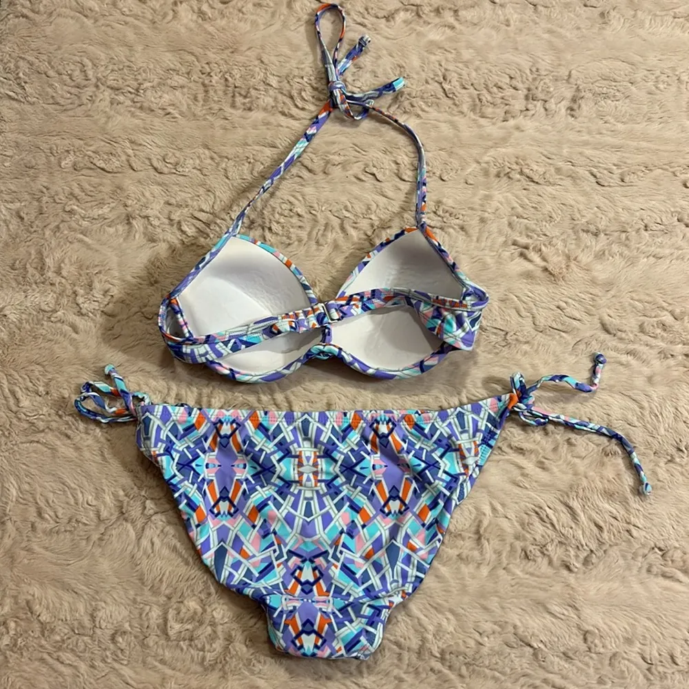 xhilaration multi-colored Bikini 👙 top: medium | bottoms: large - Image 5