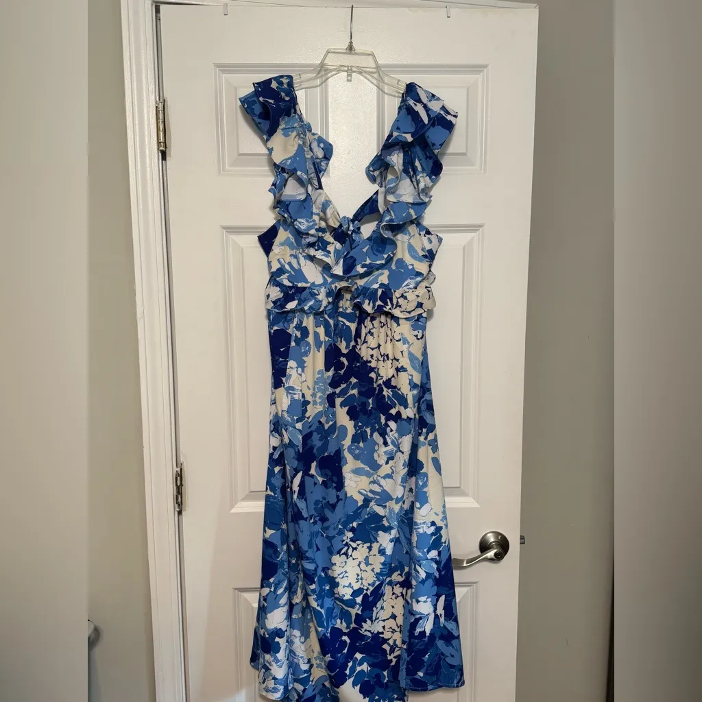 NWOT Sugarlips Gypsum Berry Abstract Floral Tie Back Cutout Midi Dress Large - Image 3