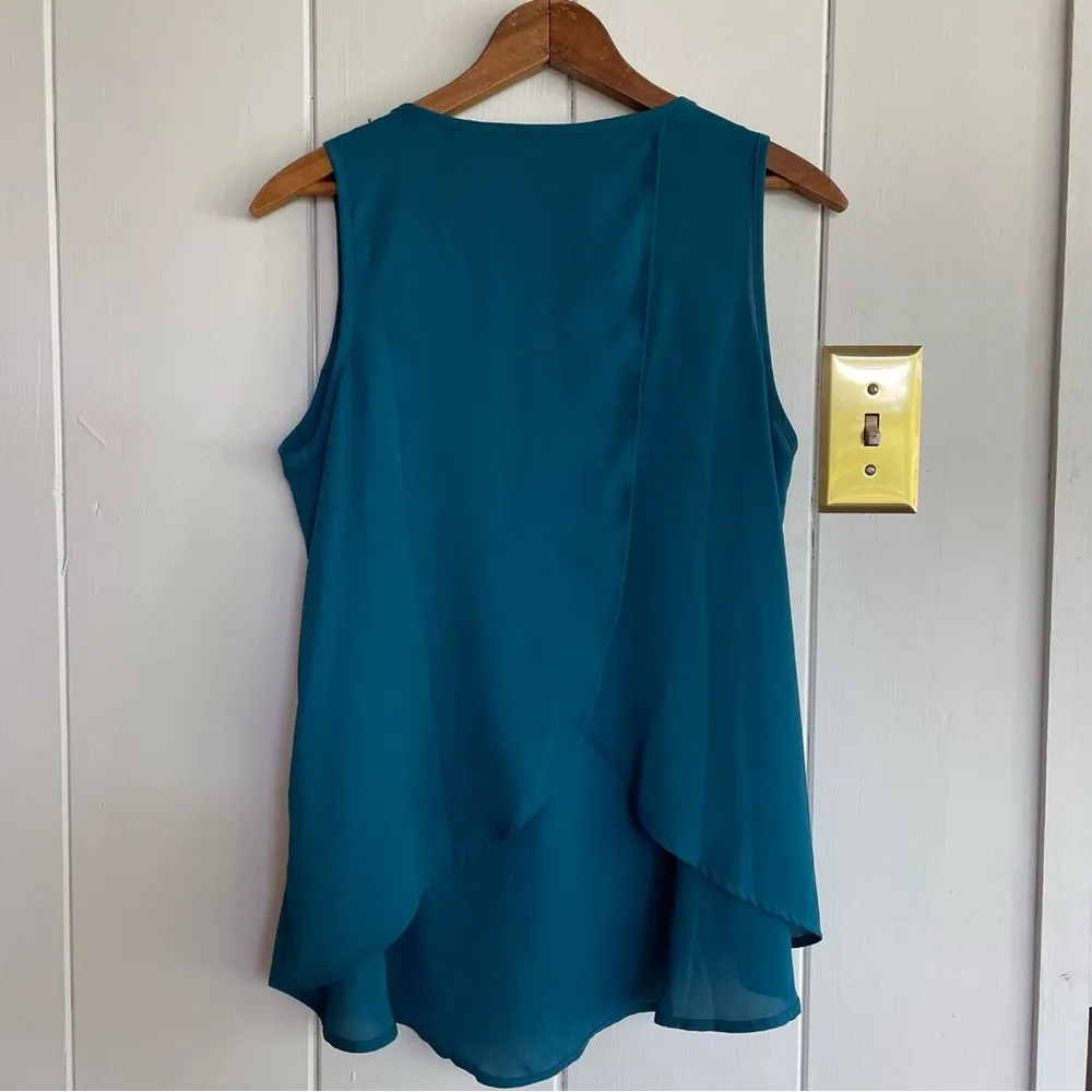 ⭐️ Turquoise blue tank Size Medium Studio Y - Image 5