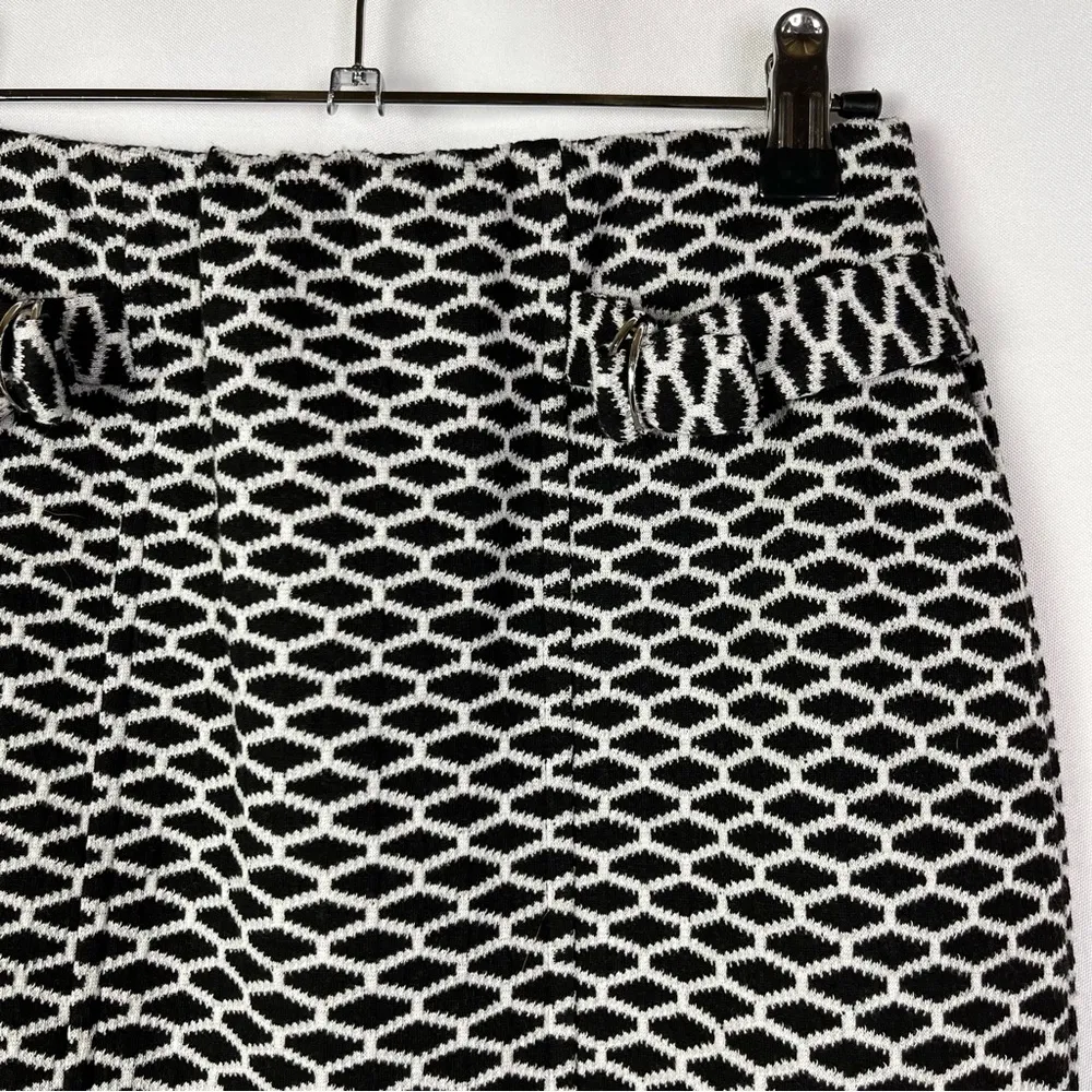 Joe B by Joe Benbasset Black & White Printed Knit Pencil Skirt S - Image 3