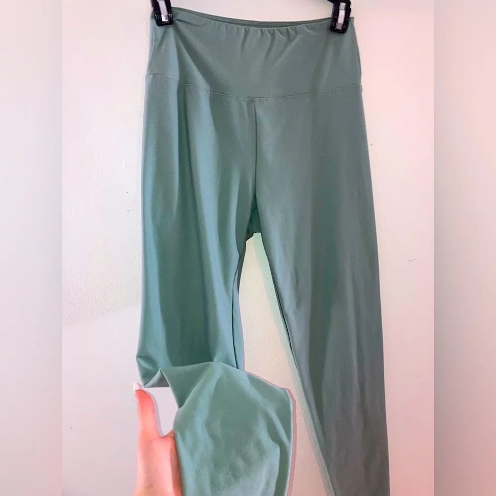 Womens Soft Yoga Pants/Leggings size M Size M - Image 13