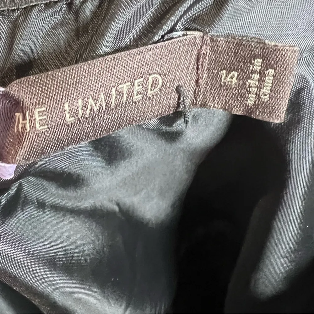 The Limited black tan and white strapless satin dress with pockets size 14 - Image 4