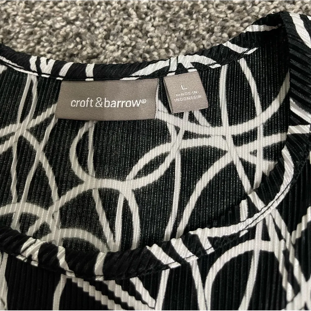 Croft & Barrow black and white swirl stretch pleated business casual tank top L - Image 2