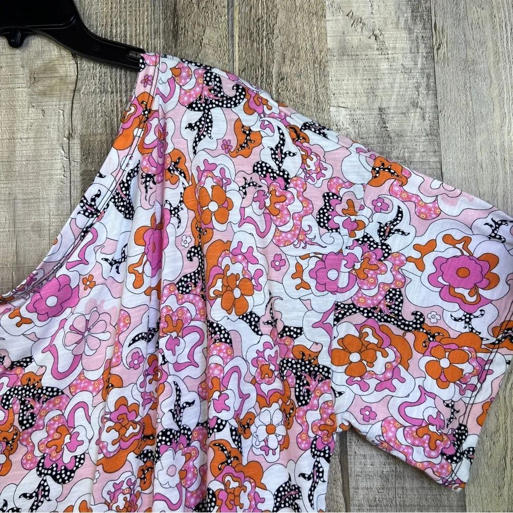 Cato 22/24W Multicolored Floral & Polka Dot 1 Arm Short Sleeve 1 Arm No … - Image 7