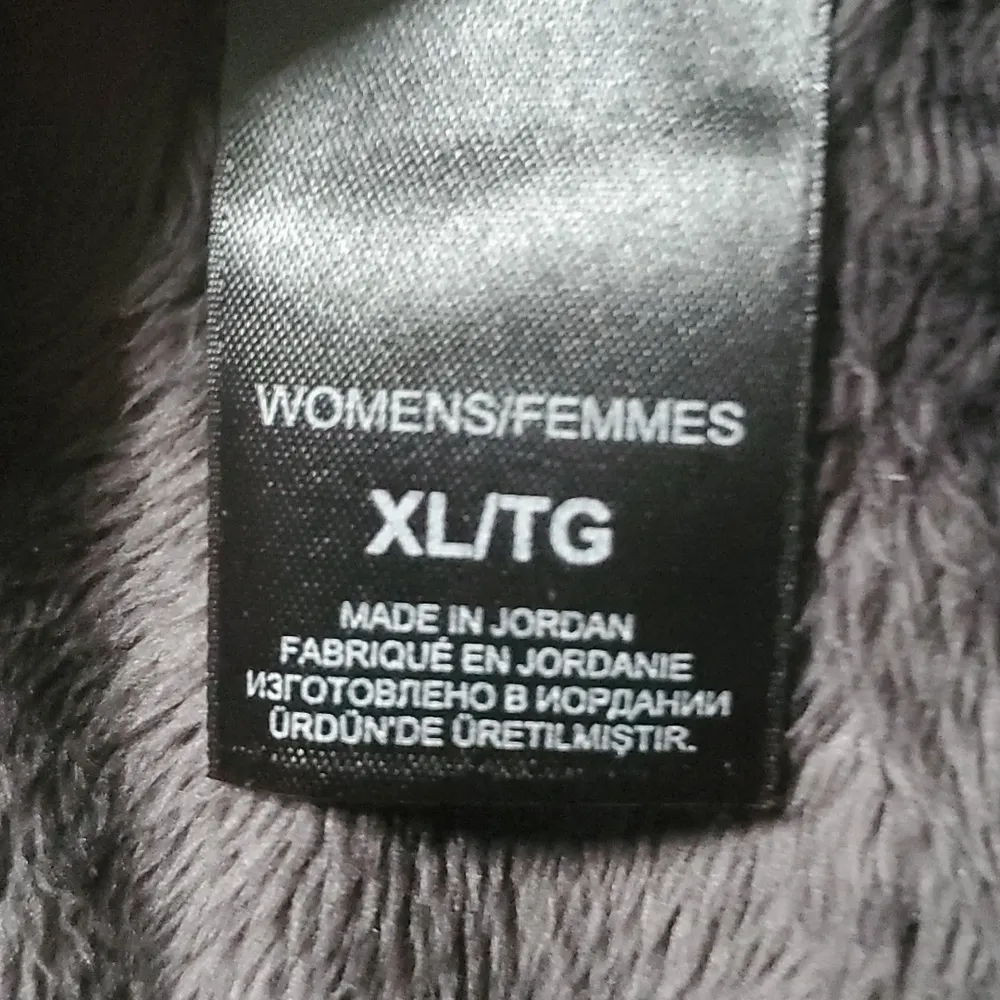 The North Face 1/4 Zip High Collar Pullover - Image 9