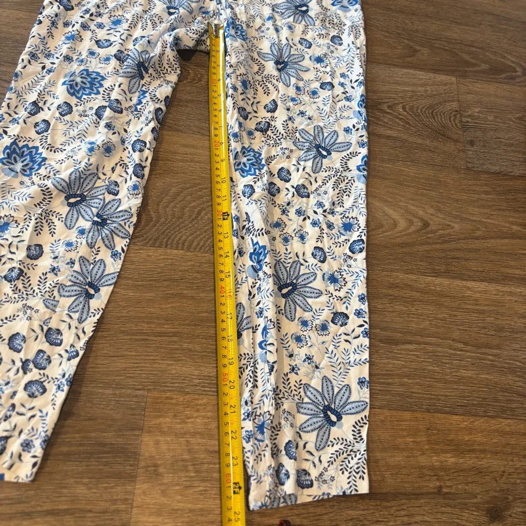 Stella Parker Flora Crop Pants Resort White Barefoot Beachcomber Print Small - Image 6