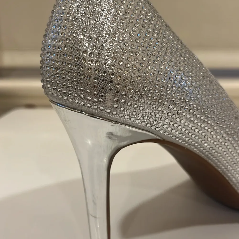 Jessica Simpson Sparkly silver rhinestone pumps - Image 8