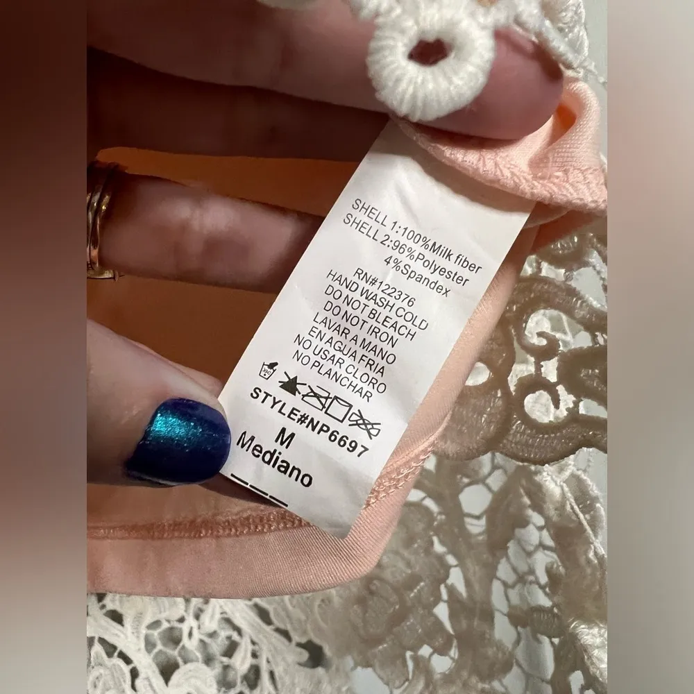 Mustard Seed White and Blush Pink Lace Halter Dress Medium - Image 4