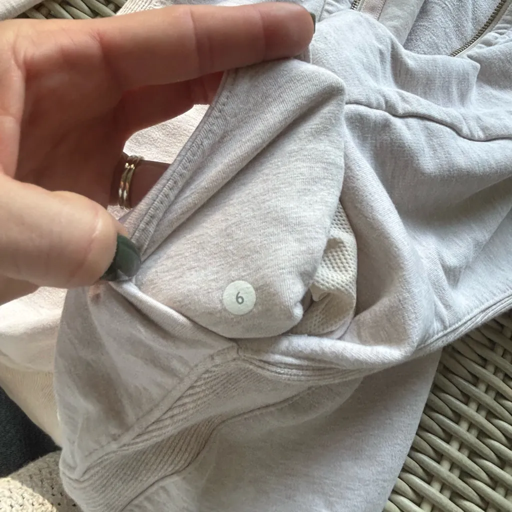 Lululemon On The Daily Hoodie 6 Athleisure workout yoga outdoors travel‎ - Image 11