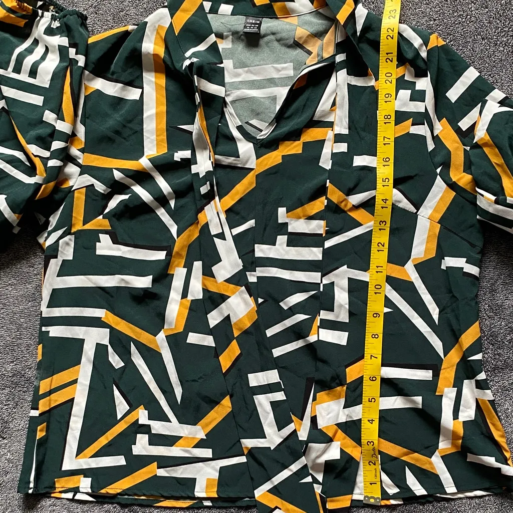 SHEIN Abstract Green and Yellow Blouse - Image 8
