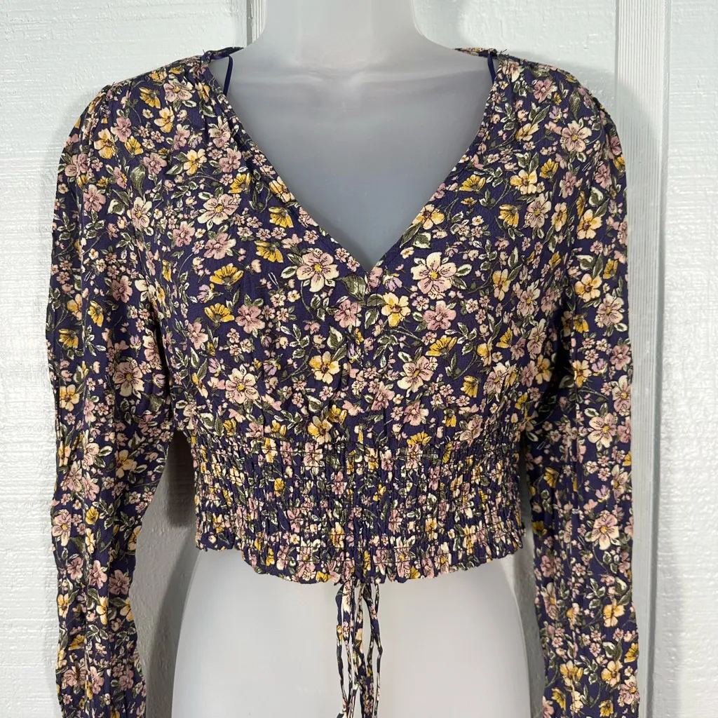 Elodie Women’s Purple Floral Long Sleeve Crop Top Smocked Elastic Waist SZ Med… - Image 4