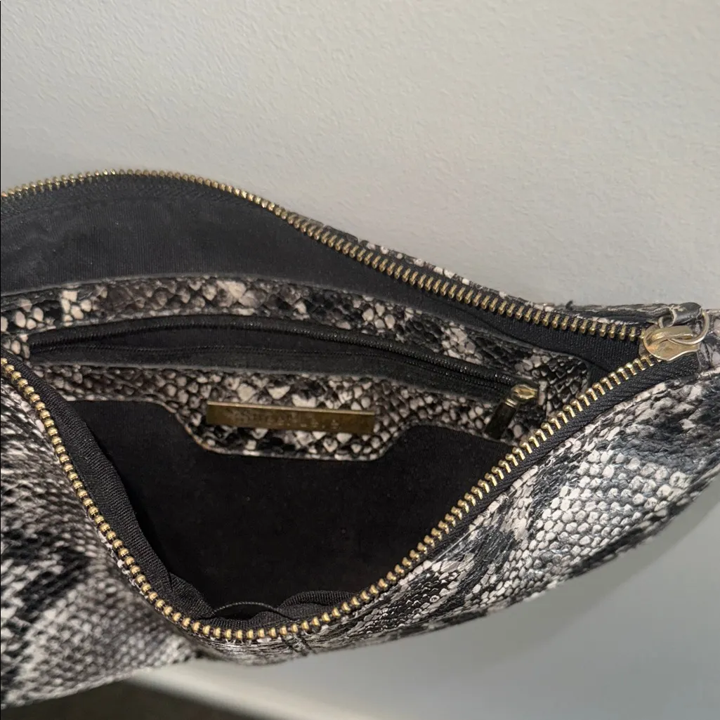 Street Level Black and Gray Snake Print Crossbody Bag - Image 6