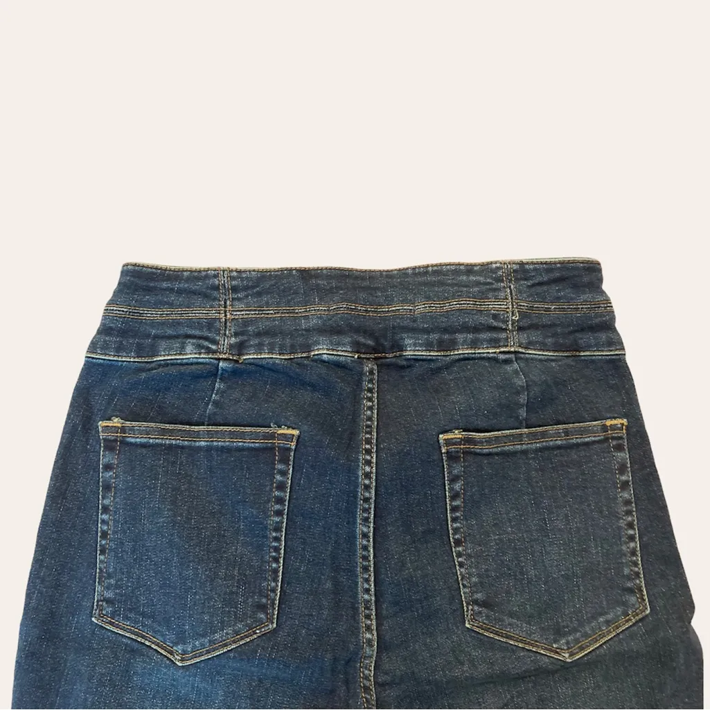 We the free high rises laced up detailed dark denim jeans sz 29 (NWOT) - Image 3