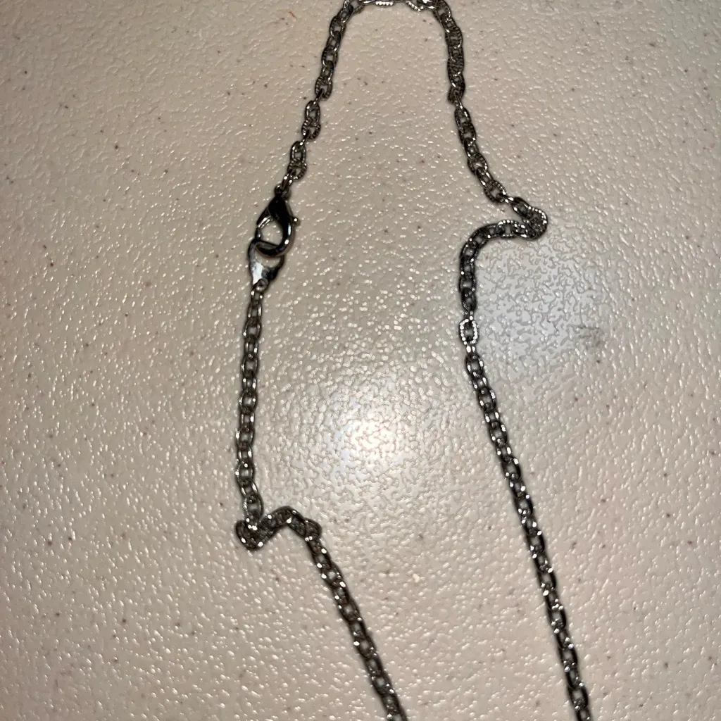 💙 Vintage Silver Fish Pendant Necklace - Image 4