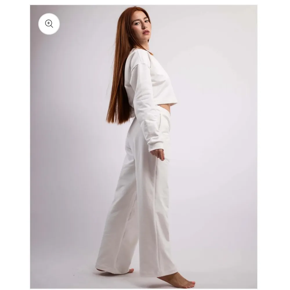 BE WO SHOP
The Comfort Set White Size L - Image 2