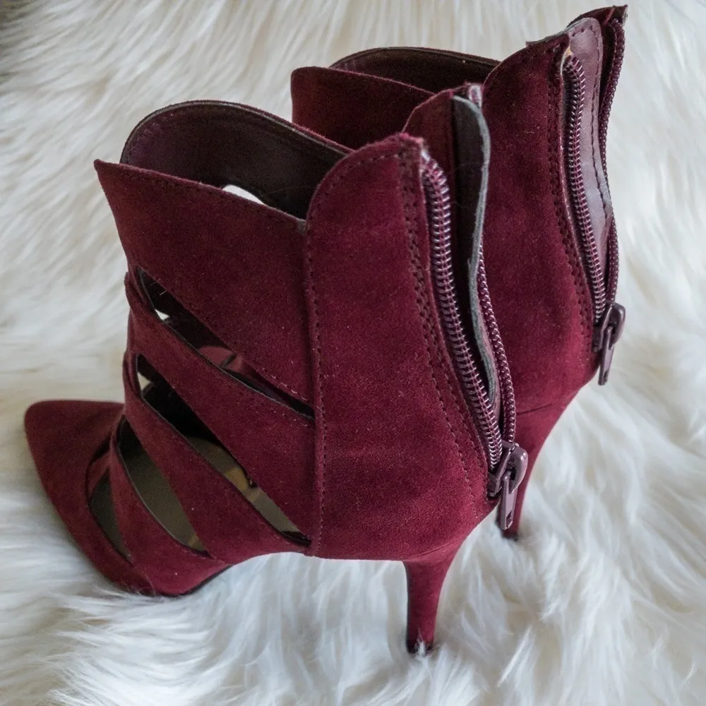 Nine West Fuschia Heels - Image 3