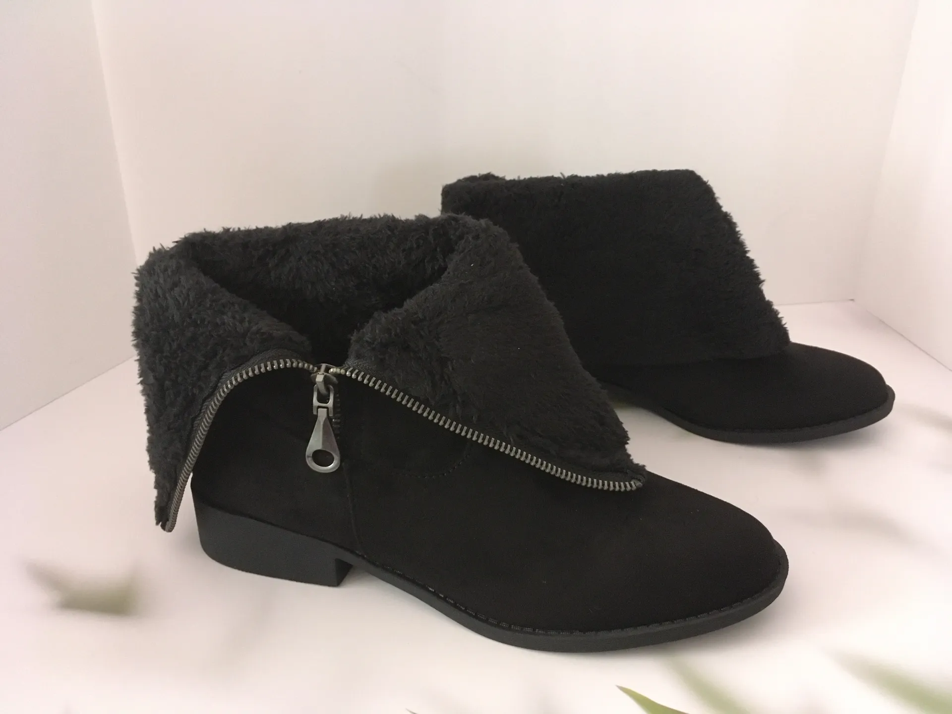 Black Fold - Image 3