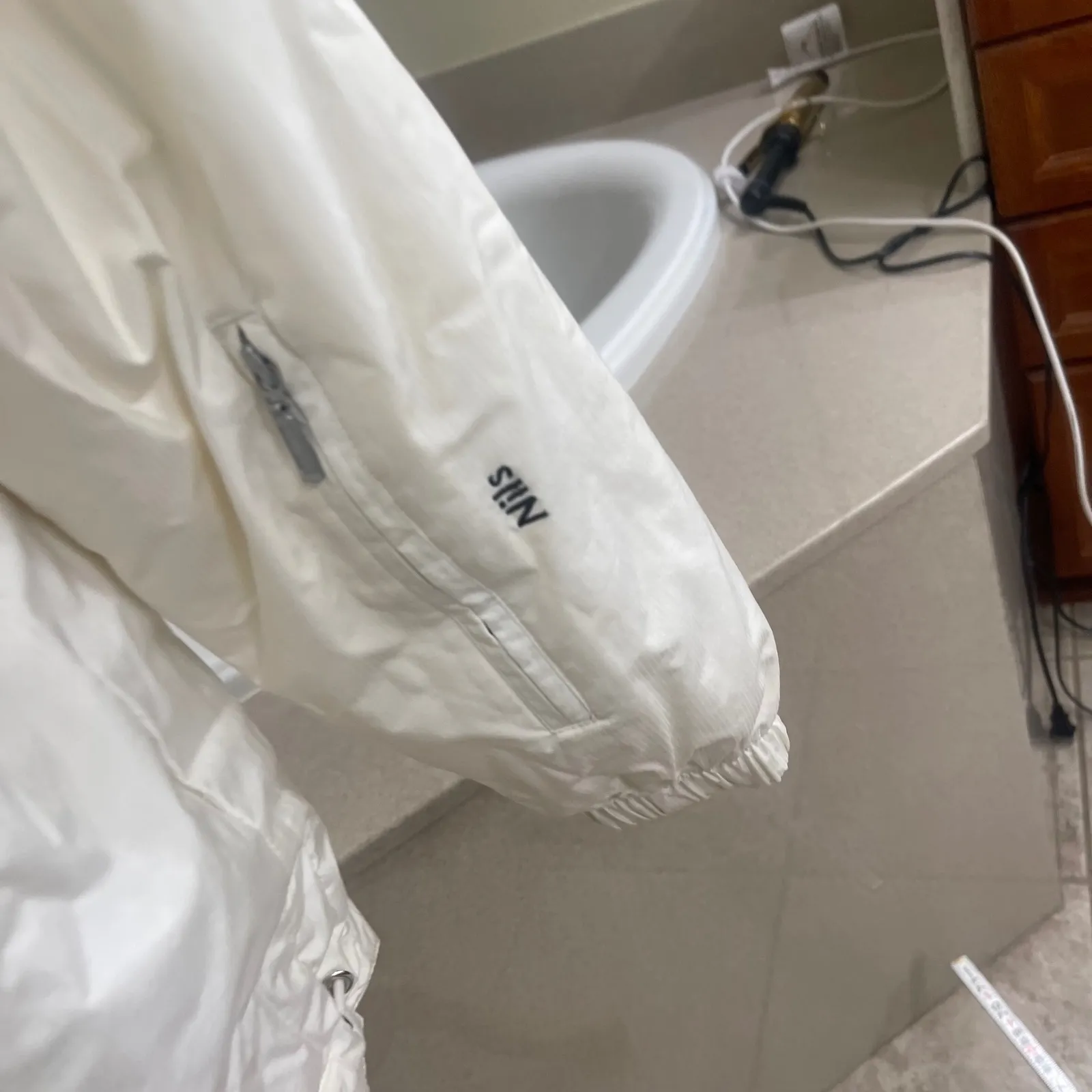 NILS Women's Ski Coat Jacket Snowboardi White Ivory Size 8 outdoors with hood - Image 2