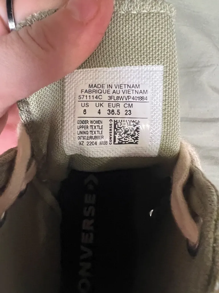 Converse Lugged Hightops in olive green - Image 6