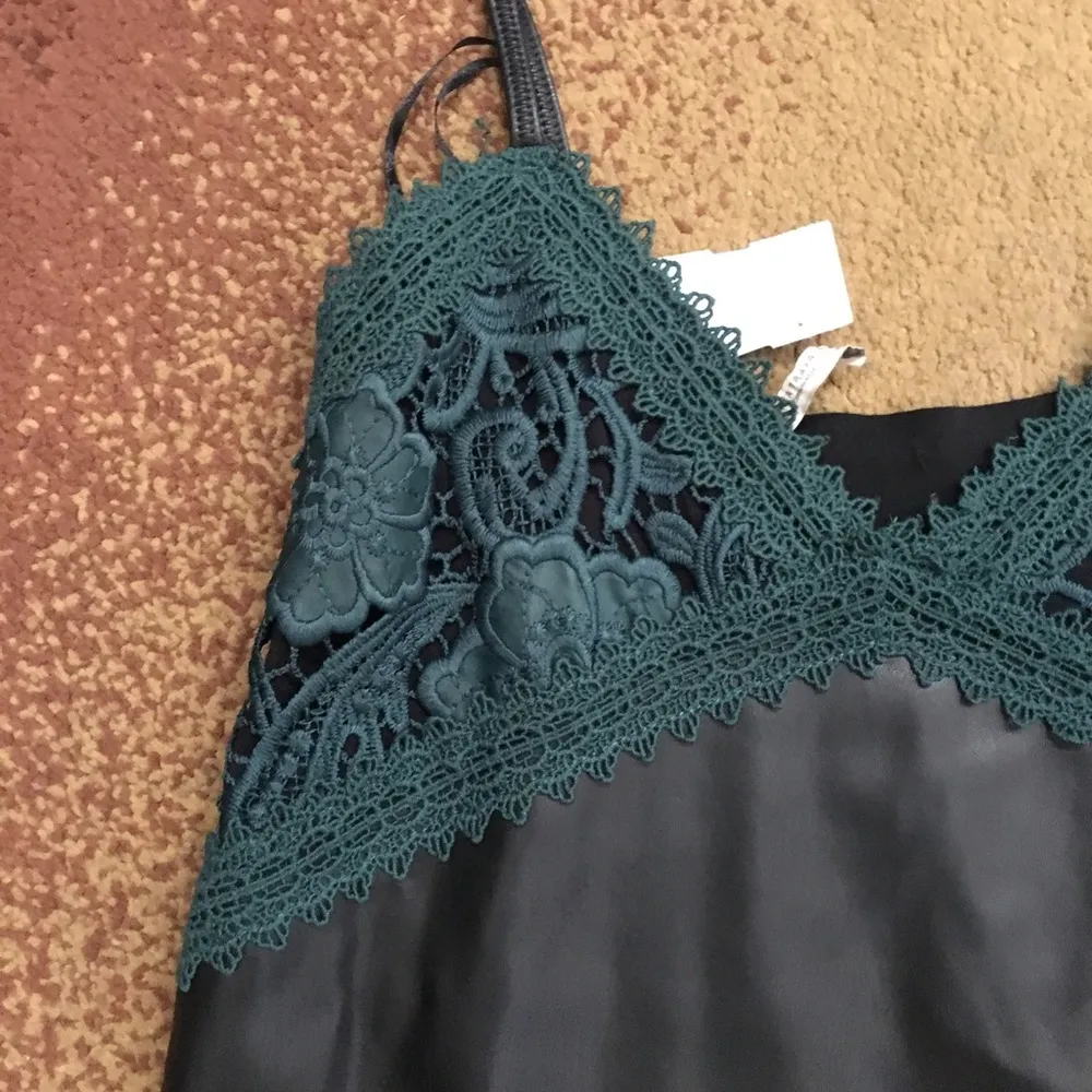 Black leather and teal lace crochet dress never worn - Image 4