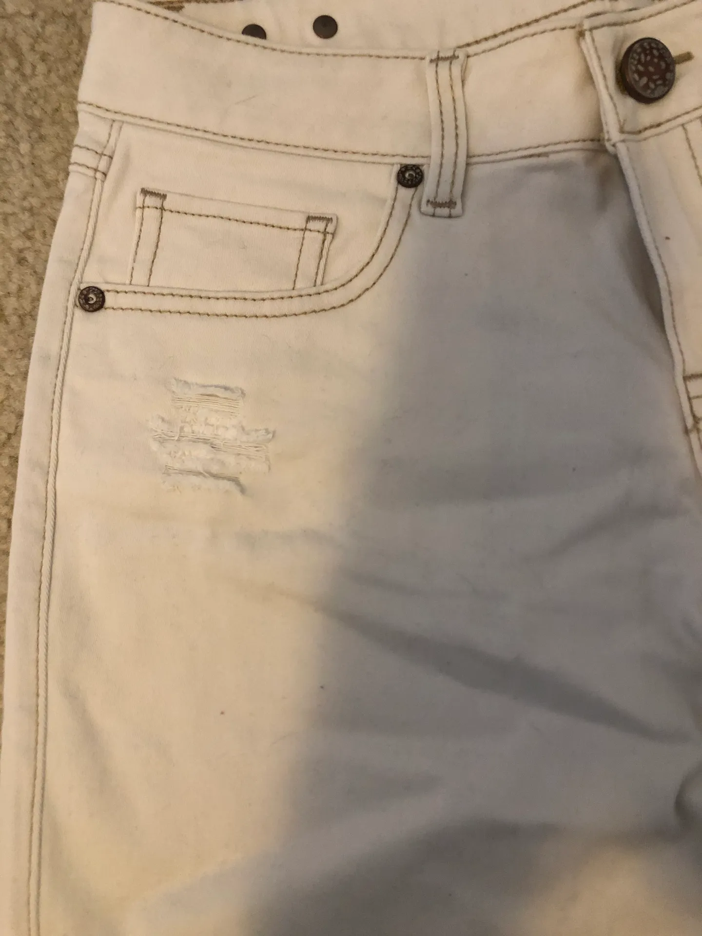 CAbi White  Shorts - Image 4