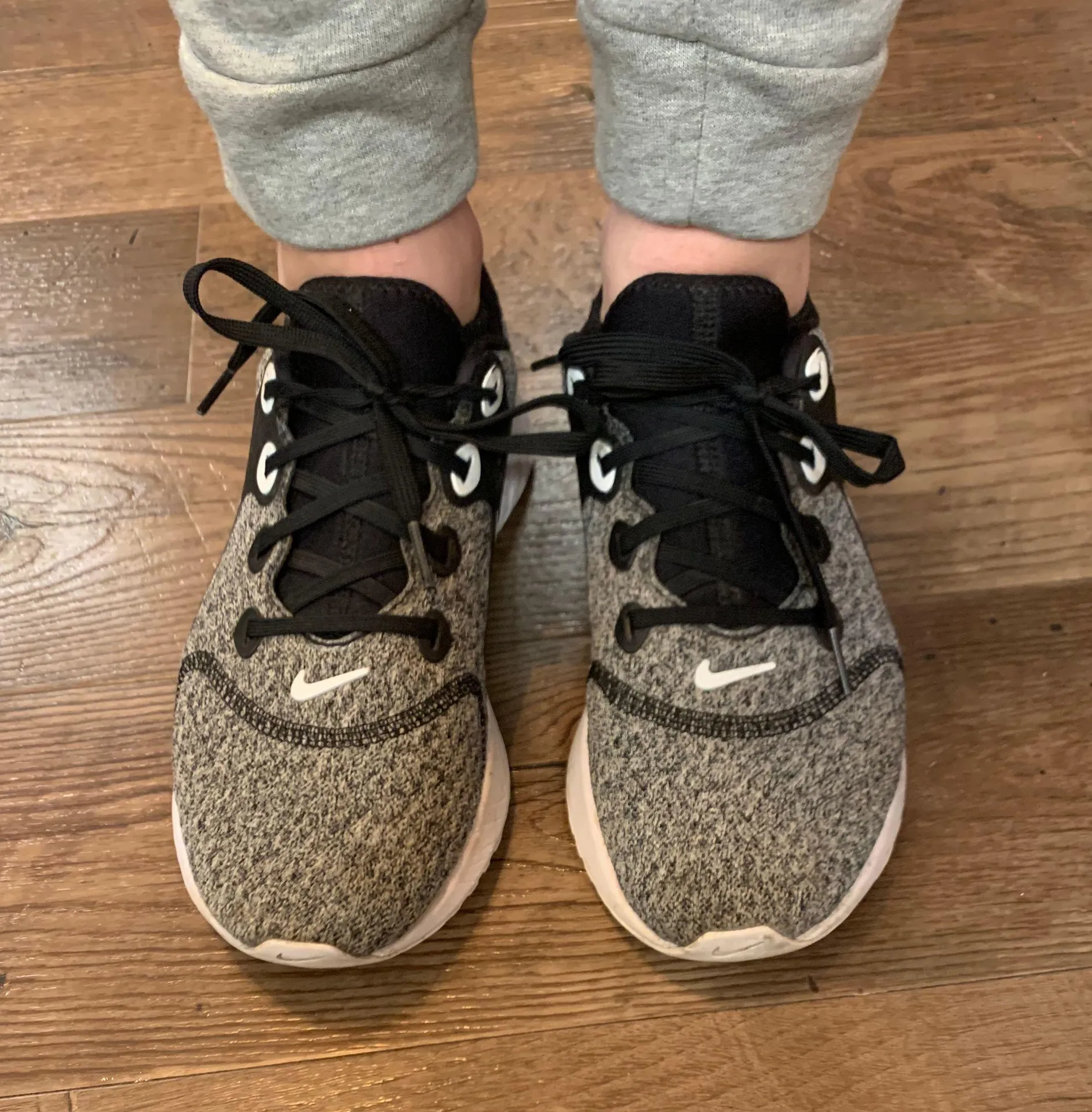 Nike React Running Shoes - Image 3