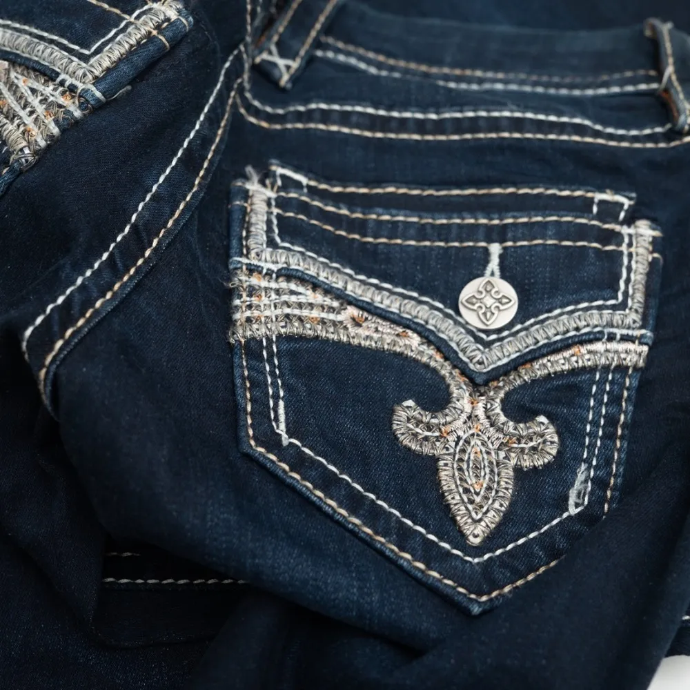 Rock Revival Yara Cuffed Stretch Capri Jeans - Image 10