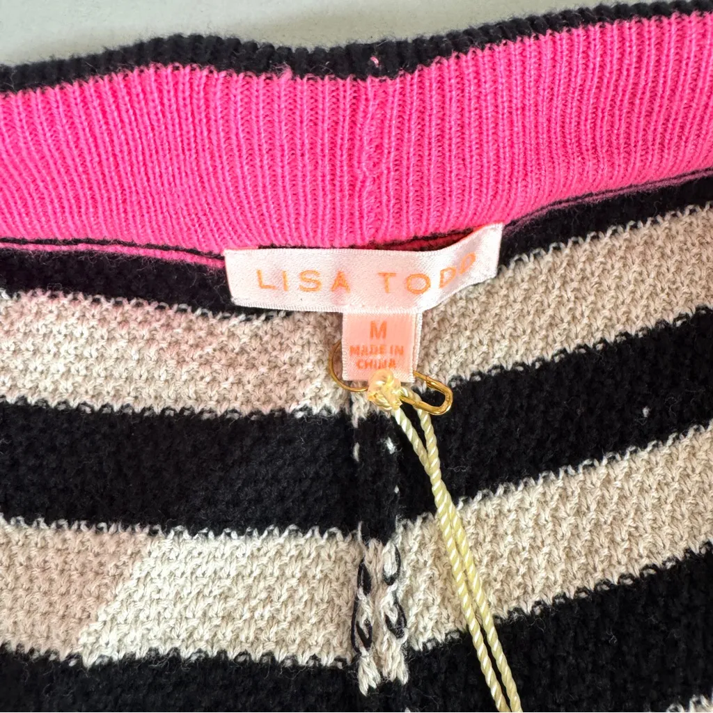 NWT Lisa Todd Summer Lovin’ black/cream stripe heart knit shorts sz Medium Black - Image 6
