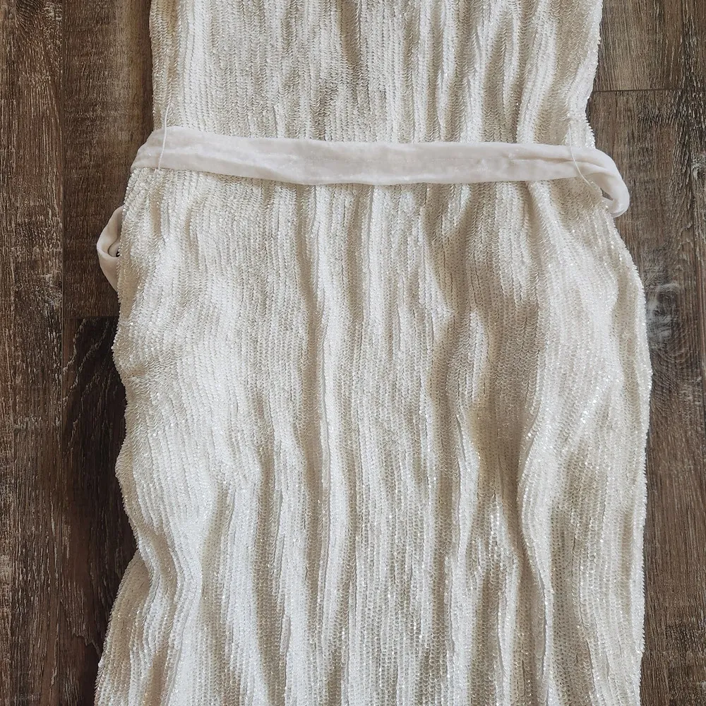 Retrofete Rebecca Sequin Maxi Dress in White Size Large NWT Sleeveless Belt - Image 9