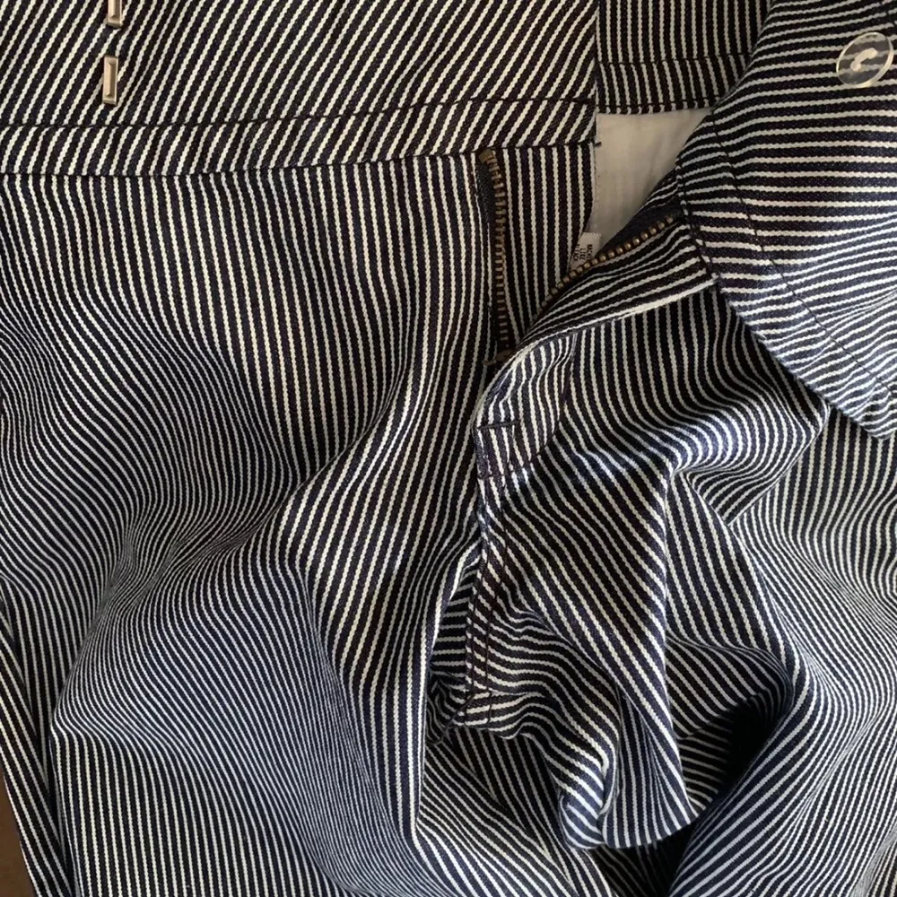 NWT Guess Jeans Trouser Style Jeans Bell Flare Blue Pinstripe Size 31 - Image 10