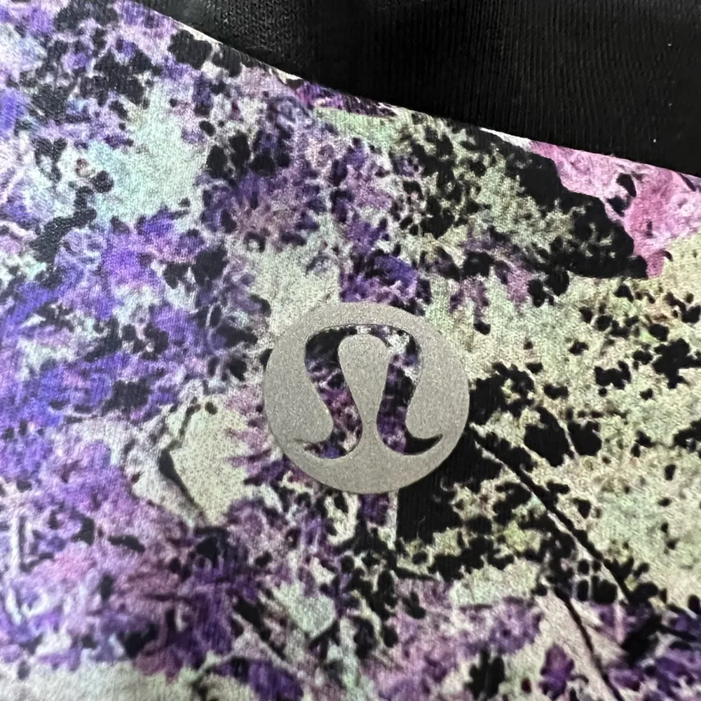 Lululemon Energy bra nulux 12 with pads vivid vision energy 50g multi black - Image 12