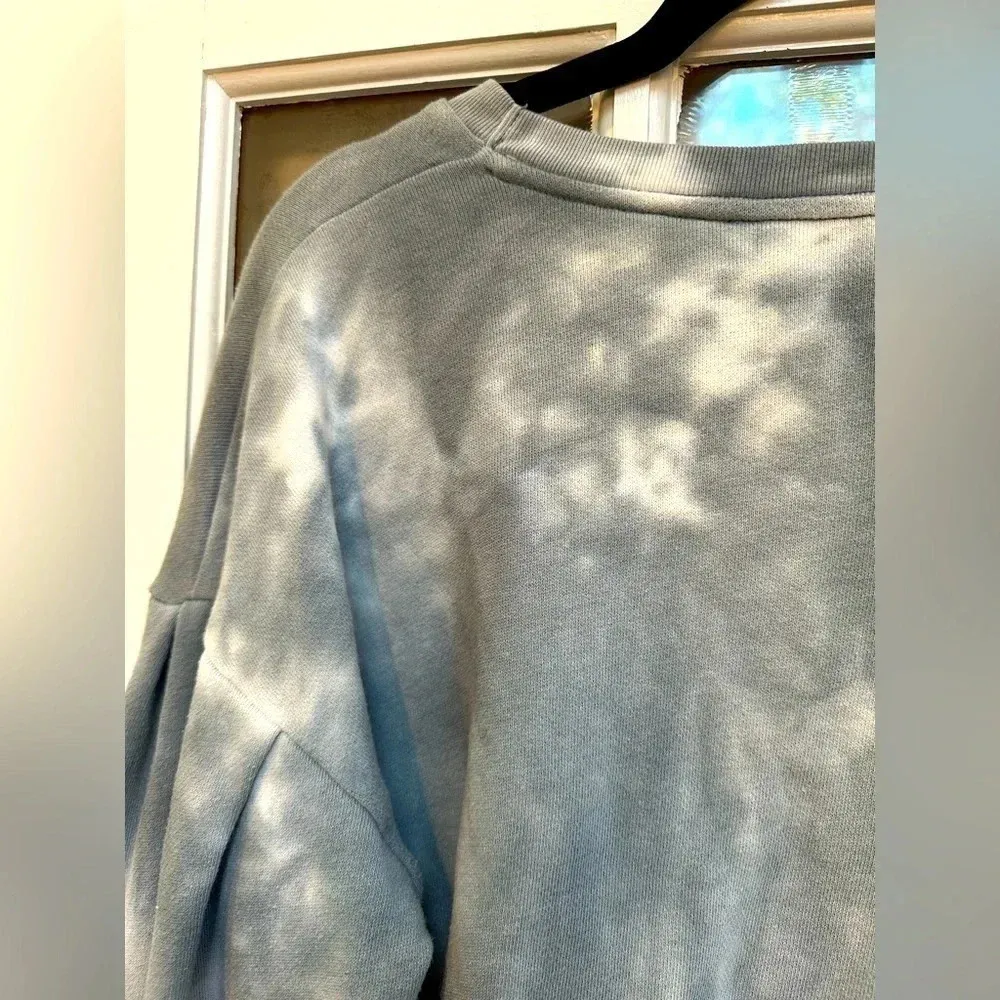 Vintage Y2K American Eagle Blue Grey Tie Dye Crop Top Sweatshirt Size Medium M - Image 4