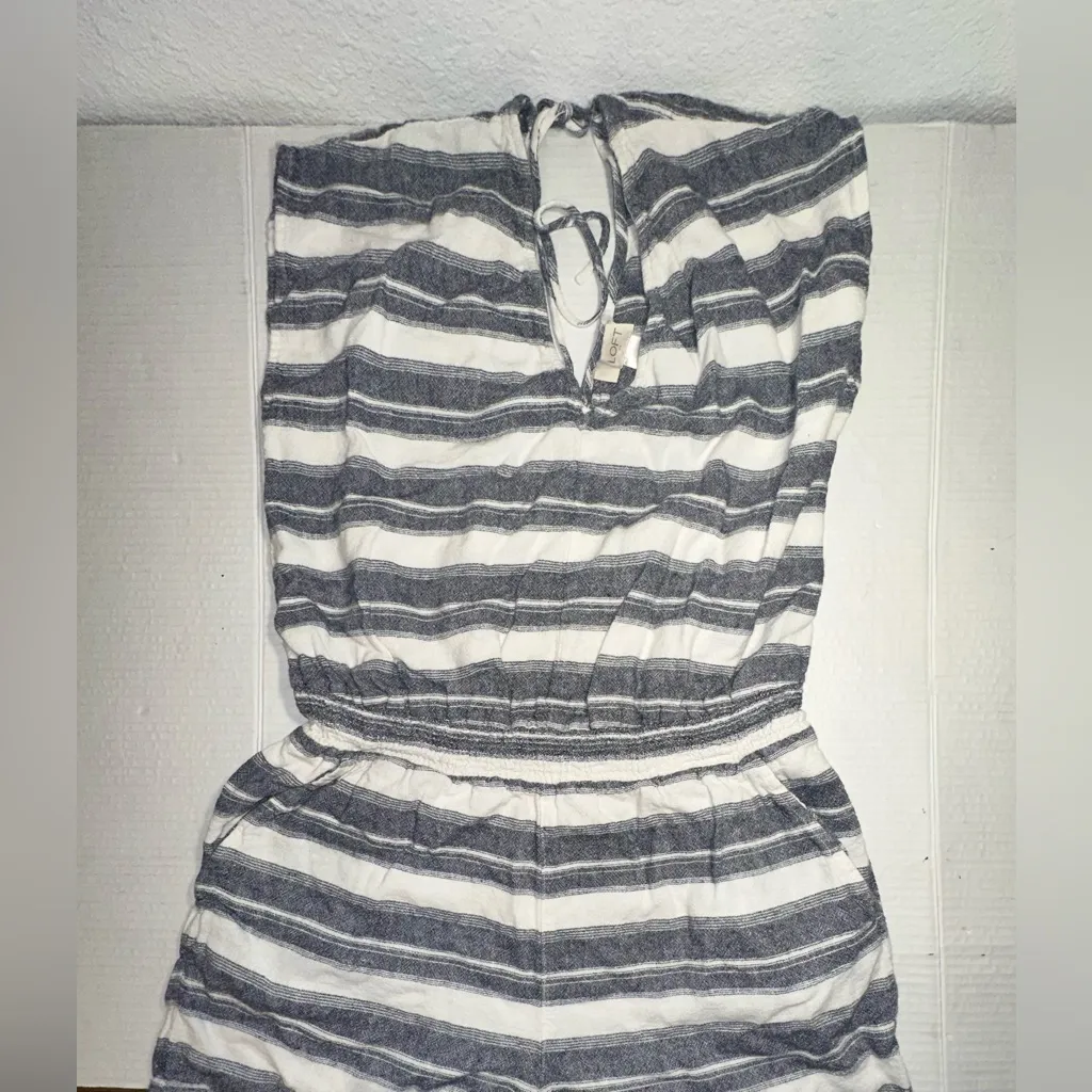Ann Taylor Loft Romper Jumpsuit Women’s Size M Blue White Tied/V‎ Neck Gathered - Image 6