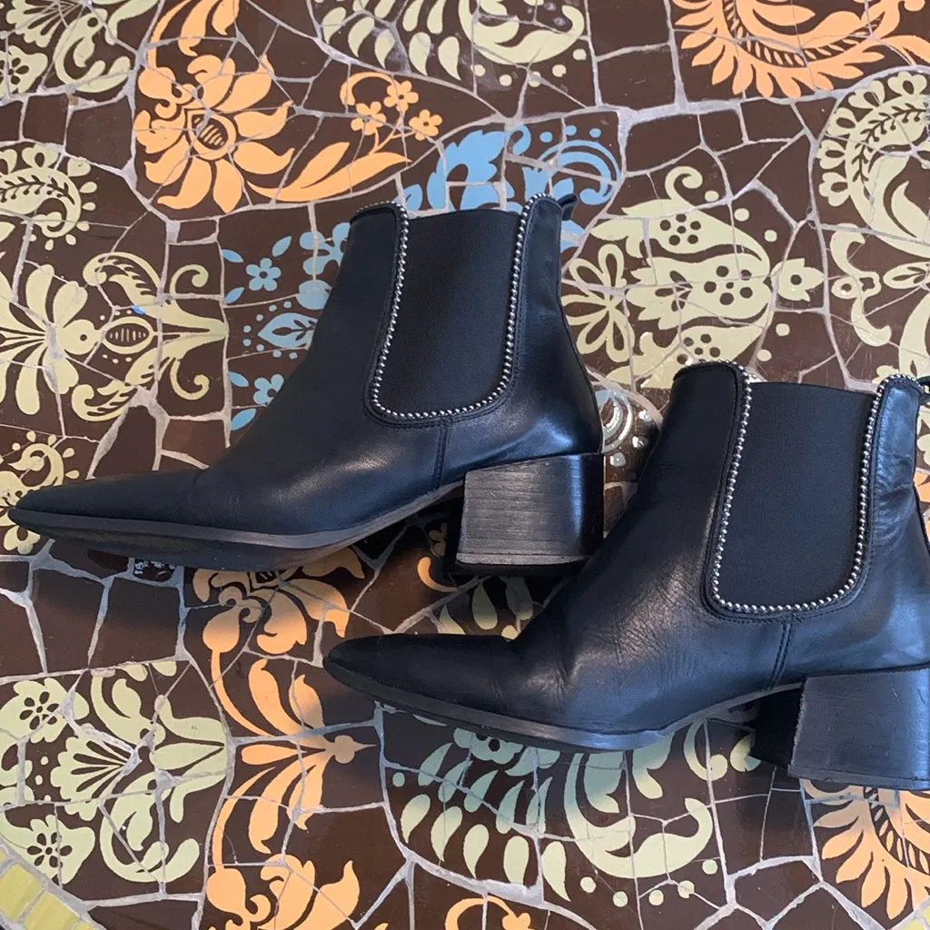 CARVELA SPIRE LEATHER BLOCK HEEL ANKLE BOOT WITH BALL CHAIN STUD Sz 6.5… Black - Image 14