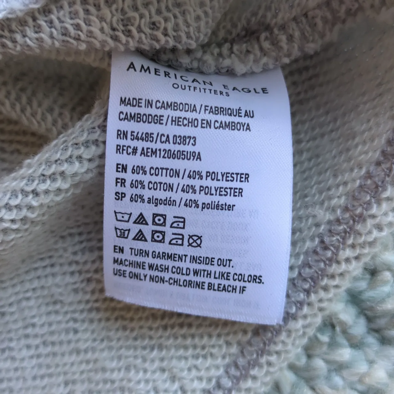 American Eagle Forever Cropped Crew Neck Sweatshirt - Image 4